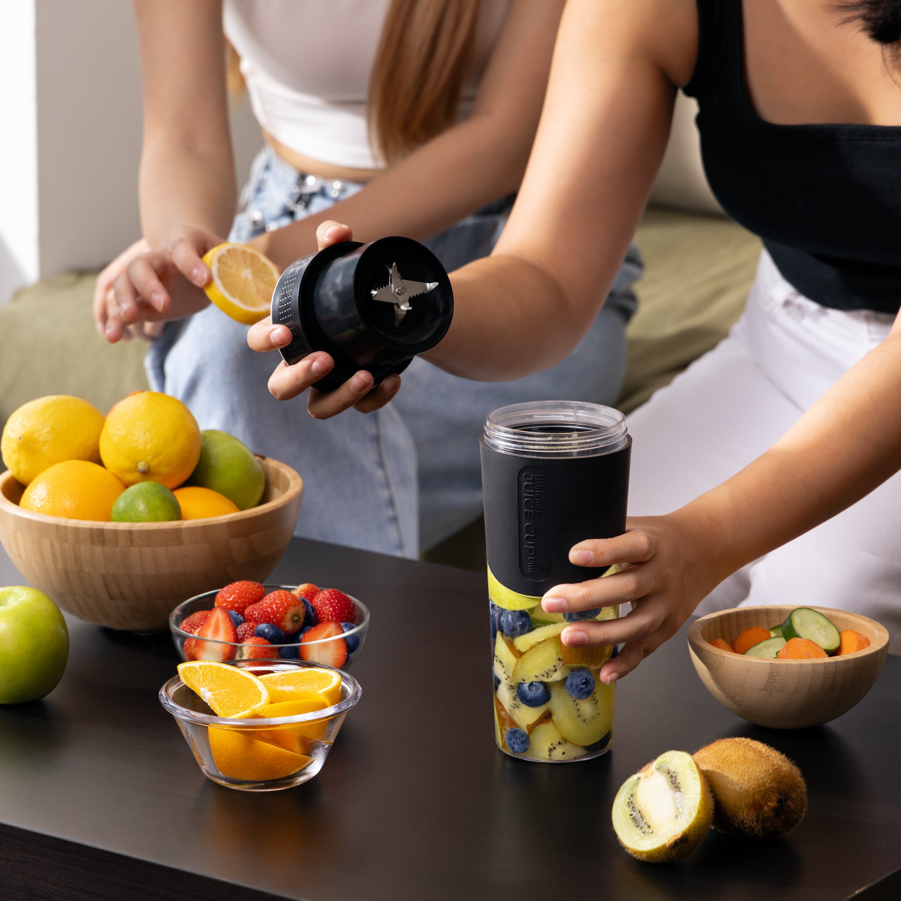 Ultra Blendsetter Bundle 2.0 (Juice Cup Ultra + Hello Mat + Nutriblend x 2 + Free BlendSleeve + 1 Year Warranty Extension) - HiBlendr