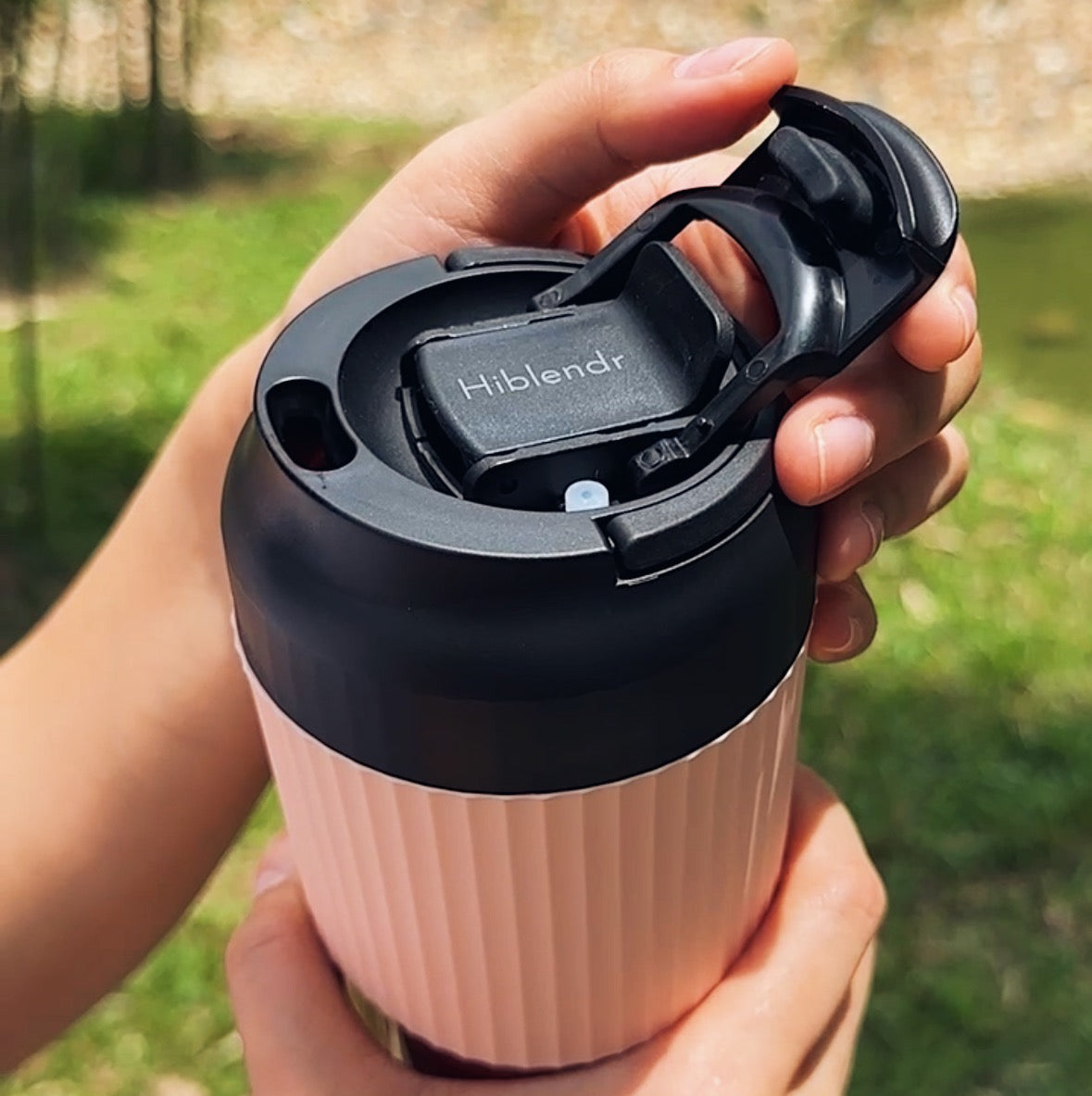 HiFlip Lid - 2 in 1 Replacement Sipping Lid with Straw - HiBlendr